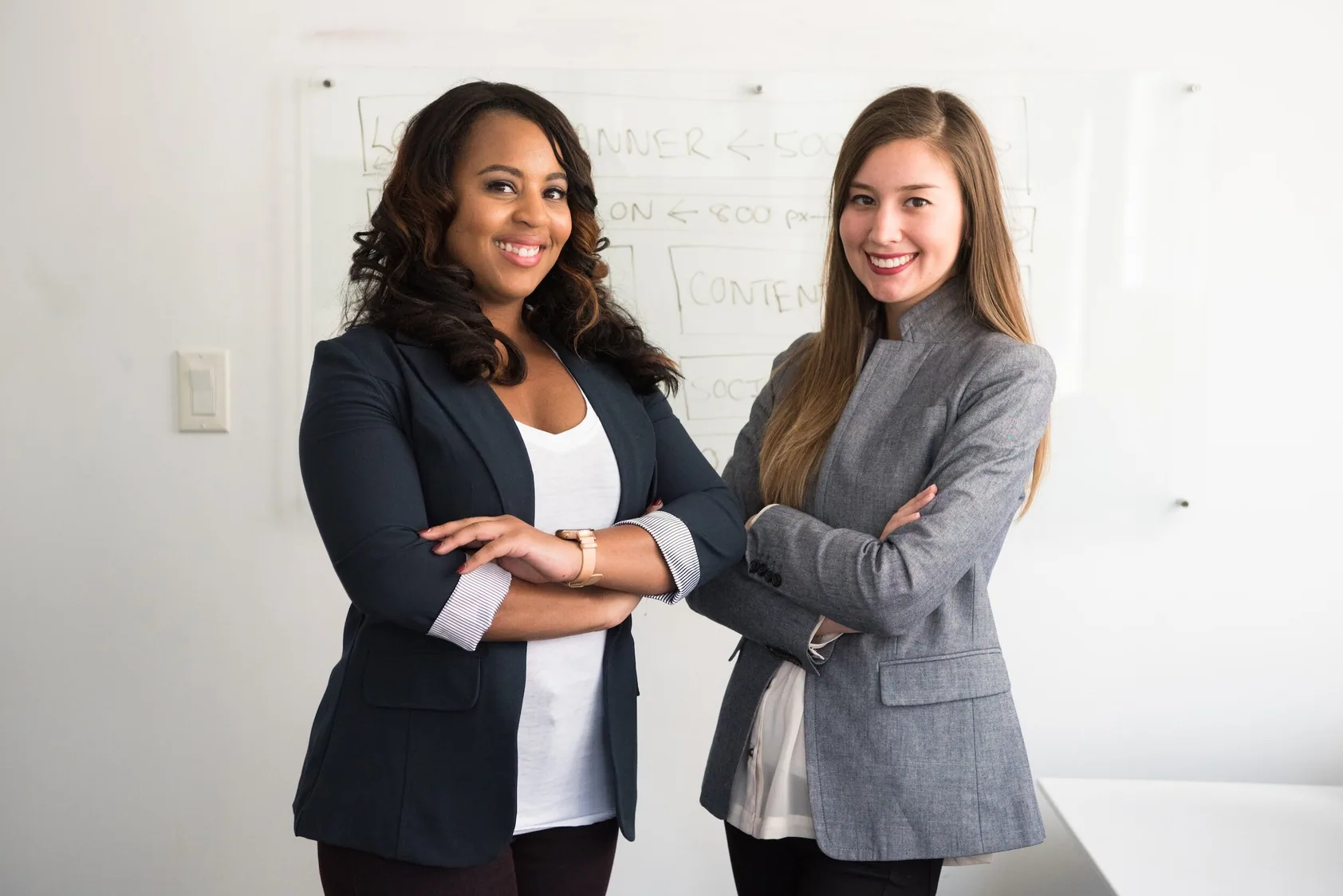 picture of 2 businesswomen